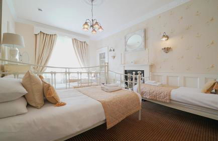 The Old Tramhouse Self Catering Traditional Charming Apartments Located In The Heart Of Historic Stirling For Short-Long Stays In Stirling For Tourism & Events & Contractor Base Stays For Central Belt Area & Open To Book All Year Round - Photo 53