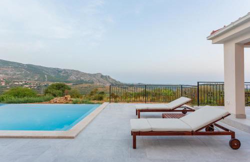 Secluded house - guaranteed privacy - heated pool - Photo 14