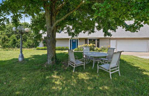 Tranquil Family Home with Yard, 14 Mi to Springfield - Foto 28