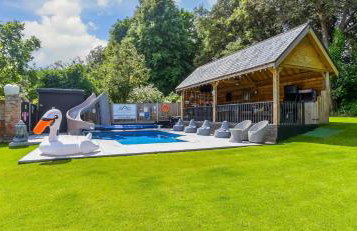 Luxurious oasis relax 32c pool, jacuzzi games bar - Foto 8