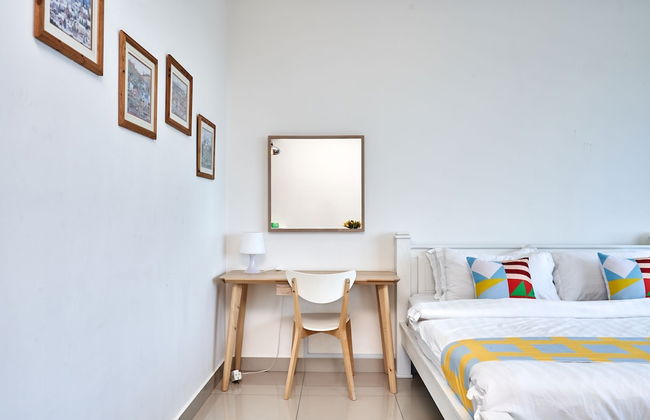 OYO Home 44001 Elegant Studio Setia Alam Trefoil - Foto 8