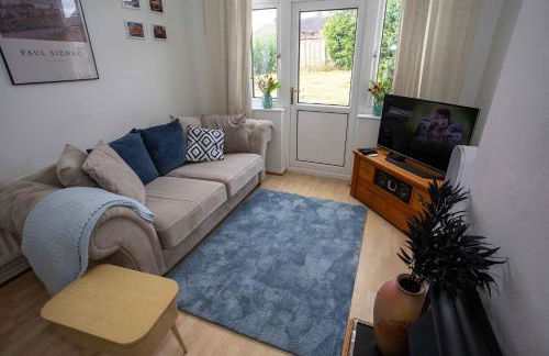 NEC, BHX Cosy 3 Bedroom House with Parking - Foto 11