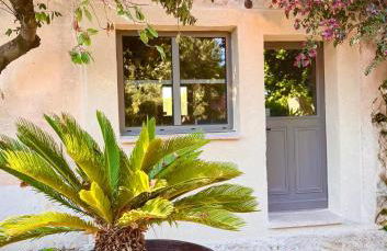 LE DOMAINE D AMBRE La maison des Ecuries - Photo 3