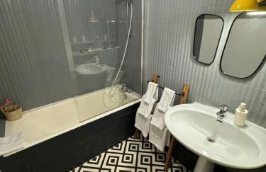 Studio- avec parking- proche Cathedrale - Foto 19