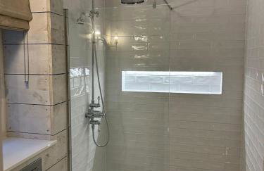 Luxury Boutique retreat, hot tub, dog friendly - Foto 5