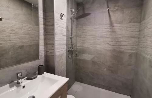 Canyelles BBQ Apartment - Foto 29