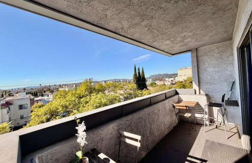 Hollywood Studio with Pool, Parking, Gym & Sign View - Foto 3