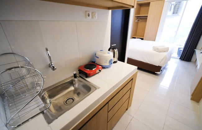 Best Choice And Strategic Location Studio At Apartment Suncity Residence - Foto 8