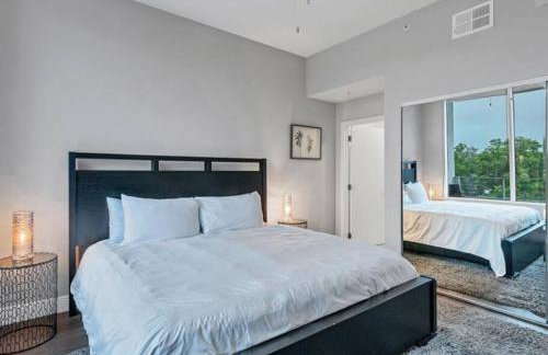 Luxury 1260sq ft 2 Bd 2BTH in DT - Foto 34