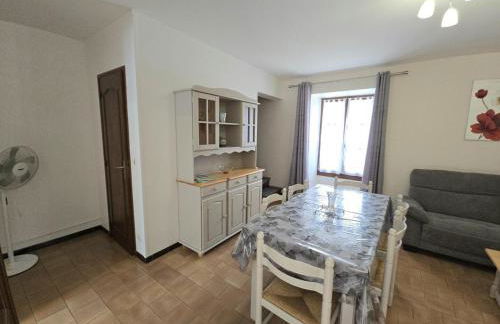 Charmante maison à Domme avec WiFi près de la Dordogne - FR-1-616-66 - Photo 9