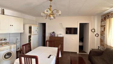 πετρινη κατοικια - Foto 1