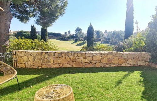 SUPERBE VILLA-DOMAINE AVEC GOLF PISCINE ET TENNIS - Foto 51