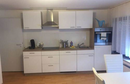 Tübingen - auf dem Österberg - free parking - Foto 16