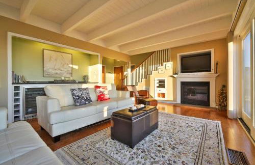 Beach Nest! Hot Tub! Sauna! BBQ Grill! AMAZING VIEWS!! Romantic Getaway! Dog Friendly!! - Foto 7