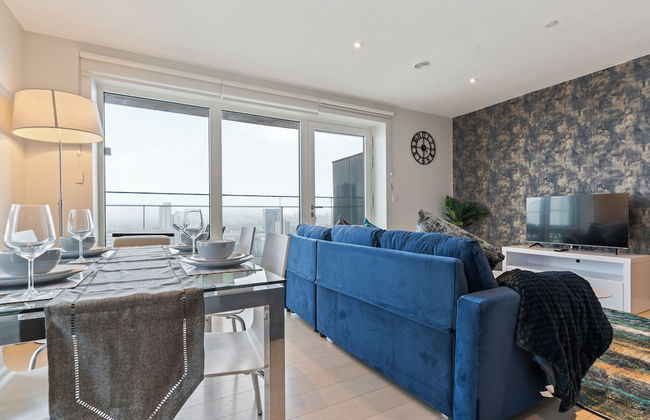 Elegant 2 Bed Apartment Within Many Attractions - Foto 34