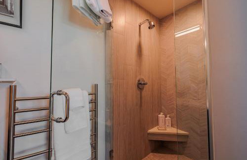 Rooftop access and Views Lake Union Lookout - Photo 40