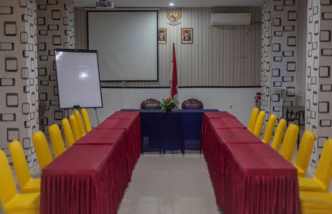 Hotel D'Madinah Inn - Gentan - Foto 27