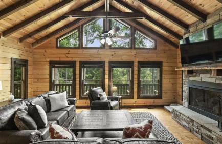 Waterfront 1-acre Private Dock, Hot Tub, Firepit Bankhead Lodge by Avantstay - Foto 10