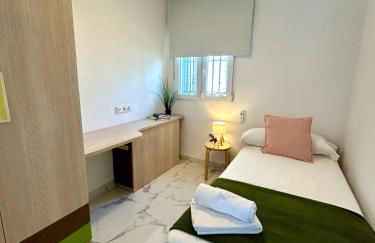 GATU Villa Serena piscina privada mayores de 25 años y familias - Foto 18