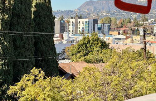 Hollywood Studio with Pool, Parking, Gym & Sign View - Foto 9