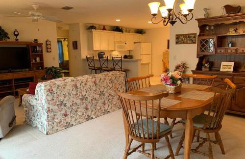 Cozy home, Between Lake Sumter & Brownwood! - Foto 13