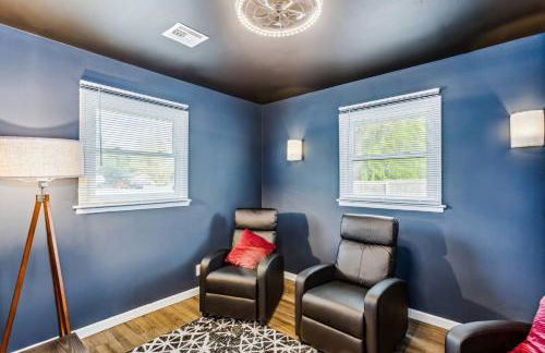 King, Gazebo & Private HotTub~ WestWichita - Photo 15