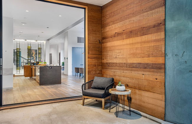 Beverly Glen Hillside Haven - Photo 34