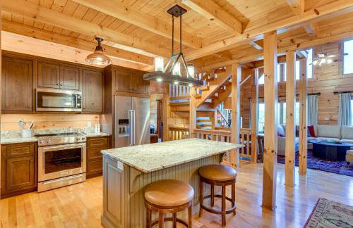 Hot Tub, Game Room! Group-Friendly Nebo Cabin - Photo 8