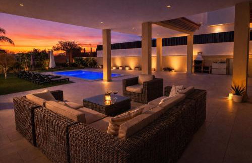 5 bedrooms Villa Costa Adeje - Photo 2