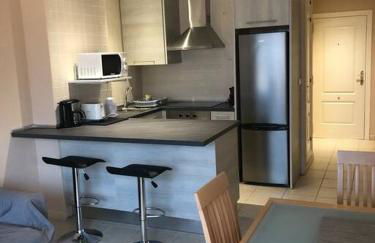 Beach front apartment with stunning ocean views! - Foto 7