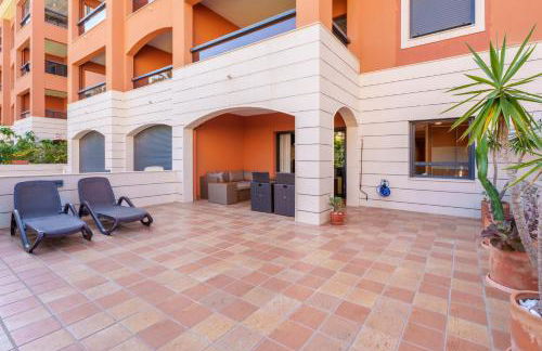 Hogar Brisa de las Marinas acogedor apartamento con amplia terraza y acceso directo a las piscinas-Comfortable apartment with spacious terrace and direct pool access - Foto 12
