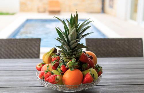 House Bartulovic - Jan Apartment with a pool - Photo 12