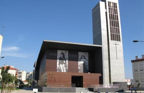 2Bed 15km Lisbon - Wifi, Ac, Parking - Foto 1