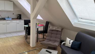 Kuschelige Dachgeschosswohnung am Clarapark - Foto 4