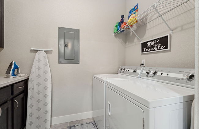 Serene Retreat With Hot Tub, Sauna, Pool & Gym - Foto 32