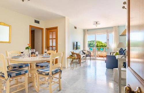 Sun & Sand Beach Apartment - Photo 5