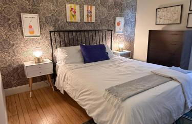 The Blue Comfort & MINS to Newyork City with parking - Foto 7