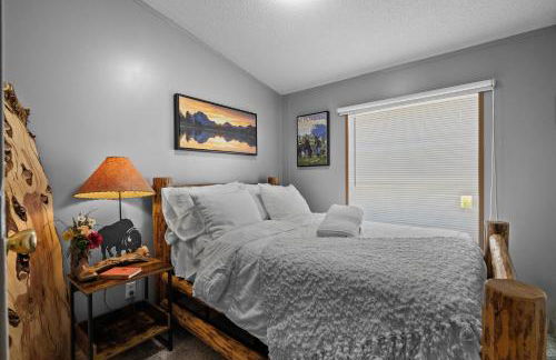 Top Property, Fishermen, Pool Passes, One Minute To The Hot Springs, Location Perfect & Amenity Rich, Pup Friendly, Discover An Exceptional Wyoming Stay, Thermopolis River Walk Home at Hot Springs State Park, 'Where Families and Fisherman Stay' - Foto 6