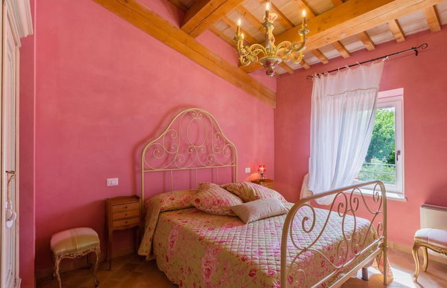 Belvilla by OYO Villa Cucco - Foto 5