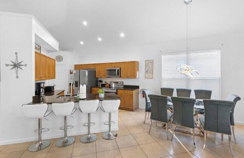 Lux 6BrVilla -Pool&ResortAmenities -10mins to Parks - Foto 11