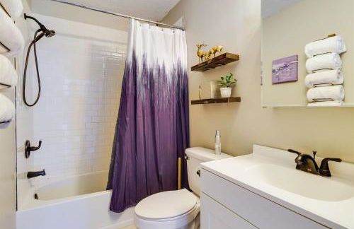 Experience Four Seasons in the Poconos - hot tub, lakeview - Foto 35