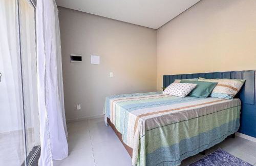 Casa Nova e Completa | 2 Suítes com Ar | Área Gourmet | 2 Vagas - Foto 12