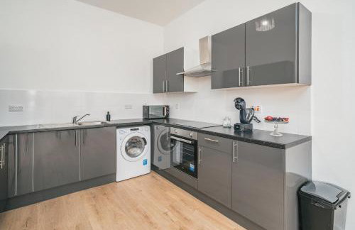 Airport - Town Centre - Train Station - Free Parking - Foto 5