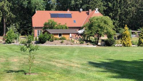 Ferienwohnung Dreyershof Land & Ruhe - Foto 2, Garden