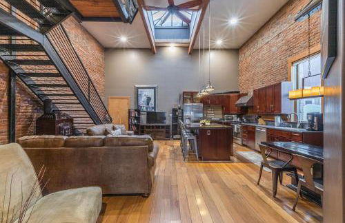 736 1/2 A Main Street - Foto 2