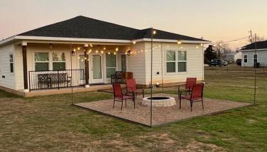 Modern Farmhouse in McDade - Foto 3