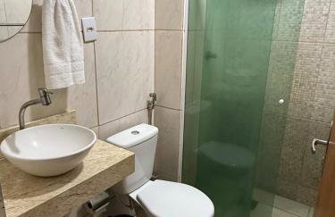 Apto com ótima localização 5 pessoas - Foto 27