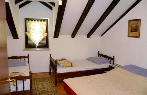 Cosy Apartment with Sea View in Zlarin - 50 sqm + Terrace - Photo 17