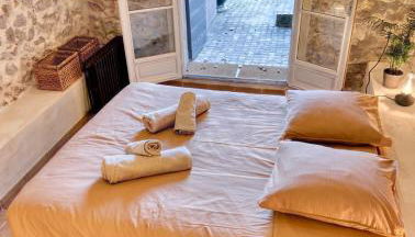 Le Romarin - Piscine, Sauna et Vue - Charme Provençal Authenticité - Bastide La Parette - Foto 5, towels