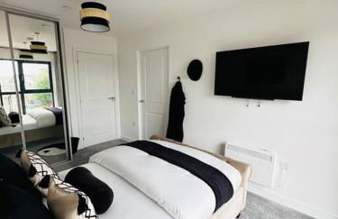 Central Derby Urban 2 Bedroom Flat - An Oasis of Elegance! Free Parking and Wifi suitable for families and professionals - Foto 16